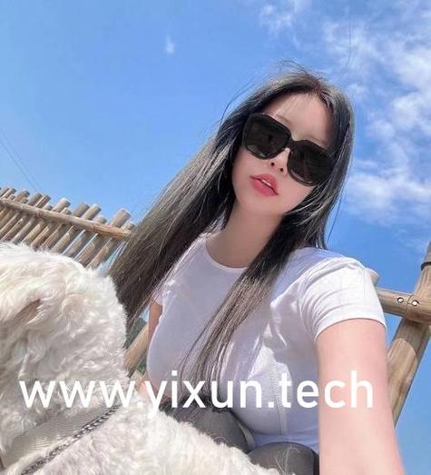 小林瞳《赤身之约》游戏截图